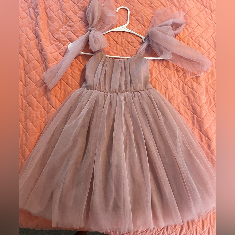 Flower girl, dusty rose, English rose, Arabella